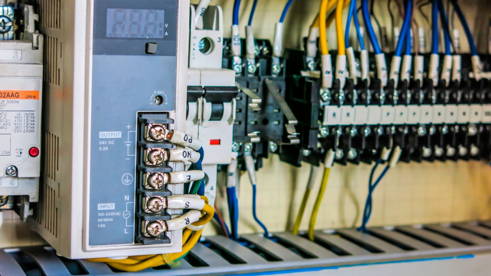 Factory Digitisation: PLC & Instrumentation Key Benefits