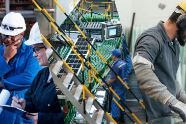 Building Resilient Manufacturing Systems with AI Insights