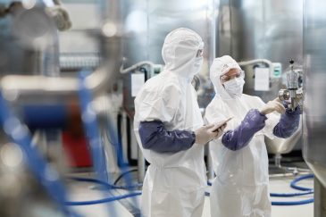 8 Shocking Challenges Facing the Pharmaceutical Manufacturing Industry in 2025