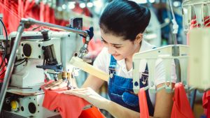 What is the Process of Apparel Manufacturing?-An Overview
