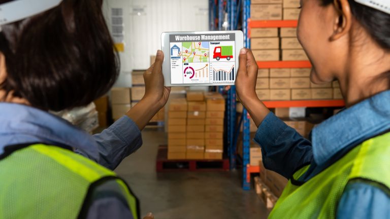 Implementation of Real-Time Monitoring in Manufacturing: Best Practices and Common Challenges