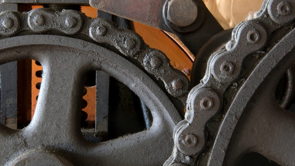How to Reduce Machine Downtime Costs — The Complete Guide