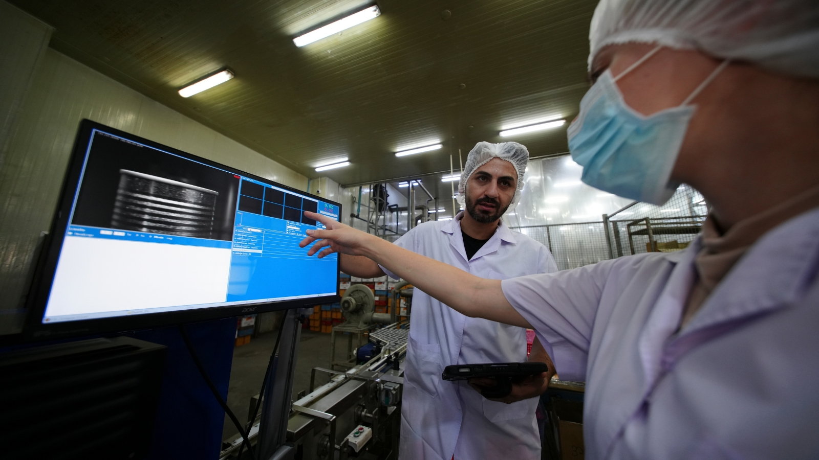 Product Layout in Operations Management: Definition, Types, Benefits ...