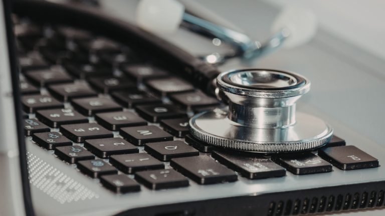 Why Smart Manufacturing Matters in Medical Device Production