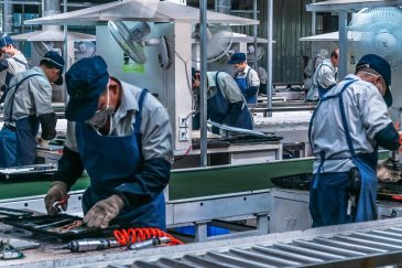 How to Build a Predictive Maintenance Strategy for a Multi-Machine Singapore Manufacturing Floor