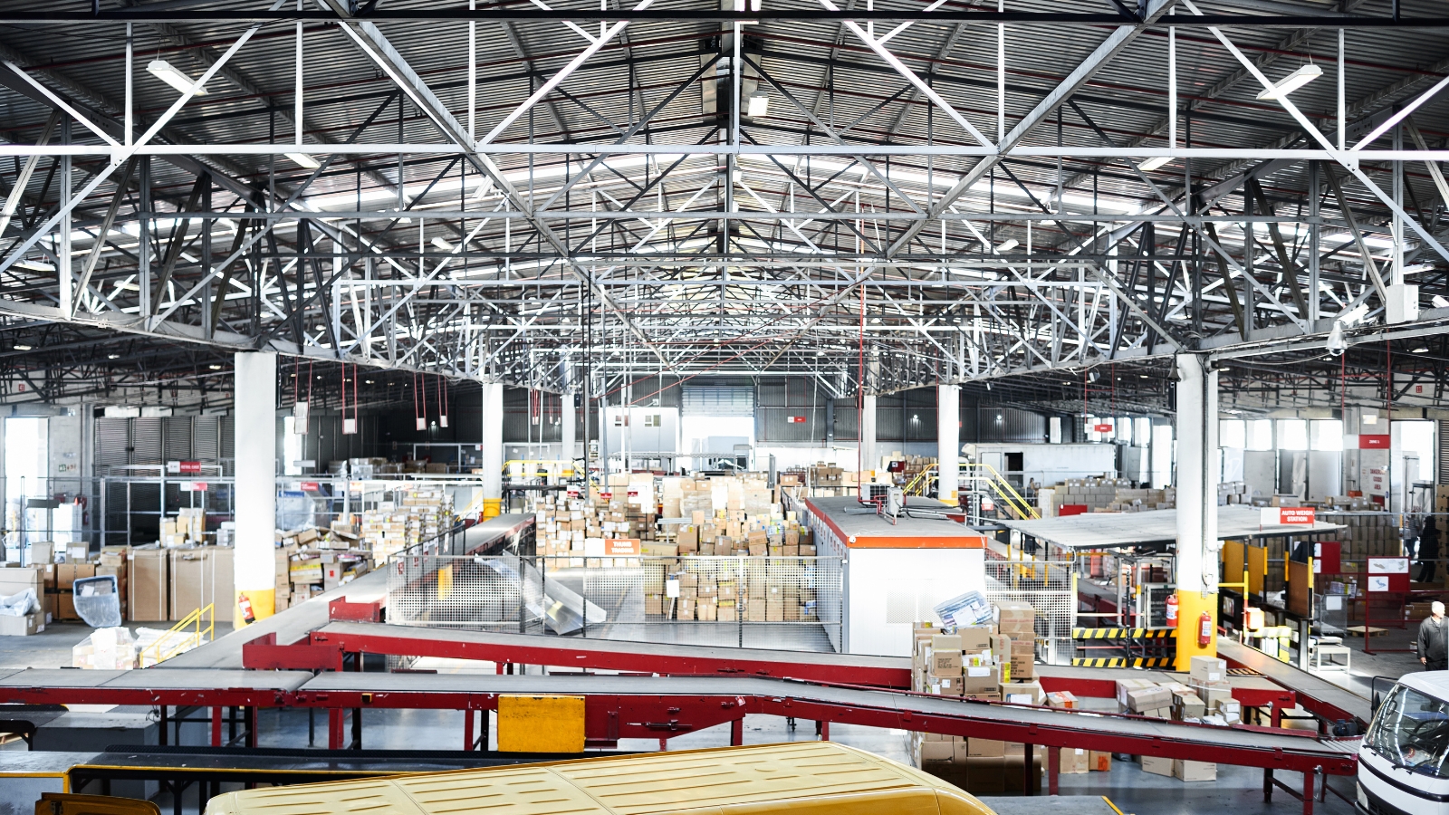 What Is Large-Scale Manufacturing in Modern Industry 4.0?