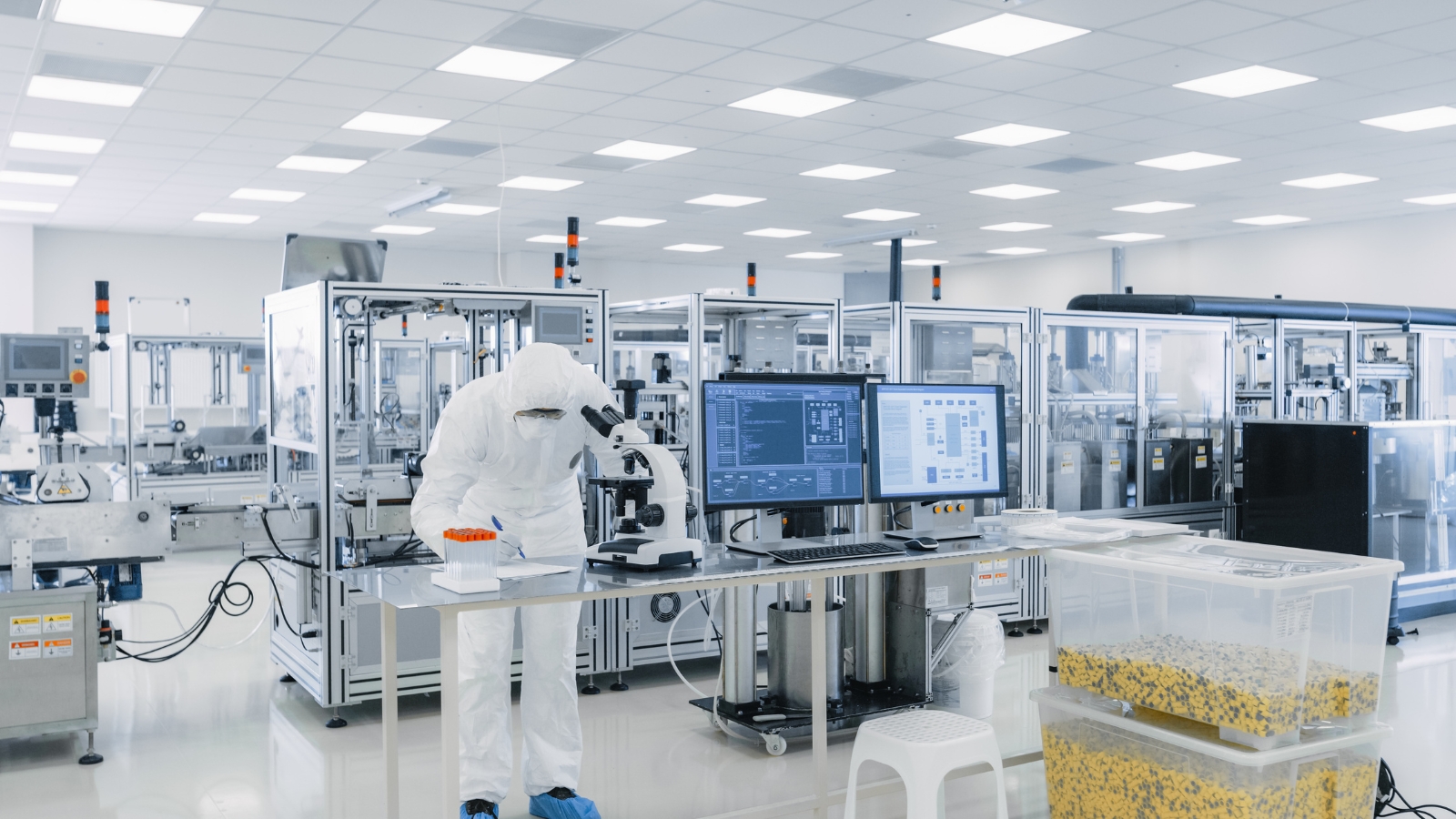 Air Management Platform for Singapore Semiconductor Fabs: Monitoring AMC and Particle Counts