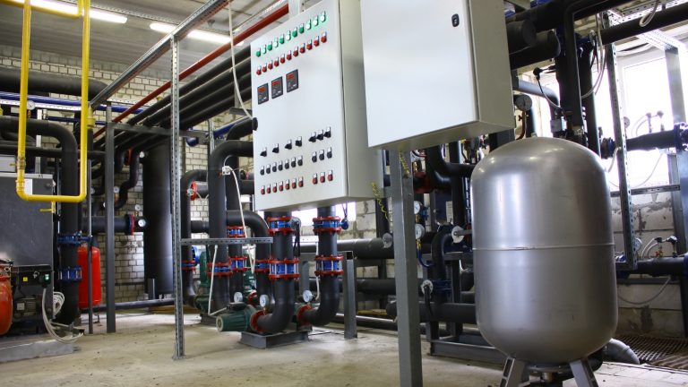 Role of Vacuum Induction Melting in Industry 4.0 Manufacturing