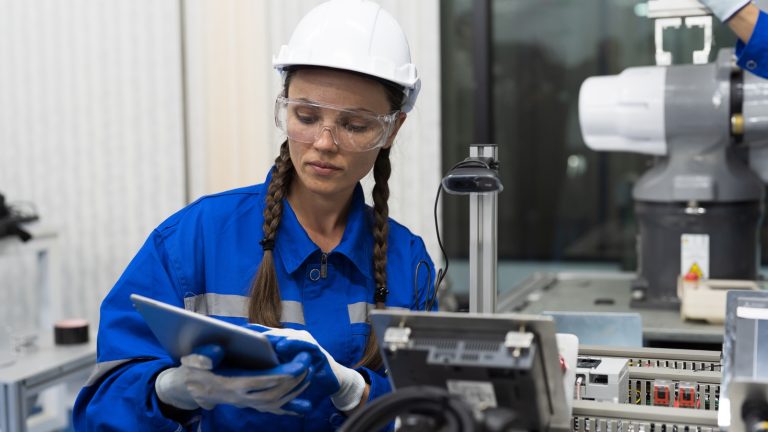 Synthesis Of The Seven Flows In A Unified Manufacturing System
